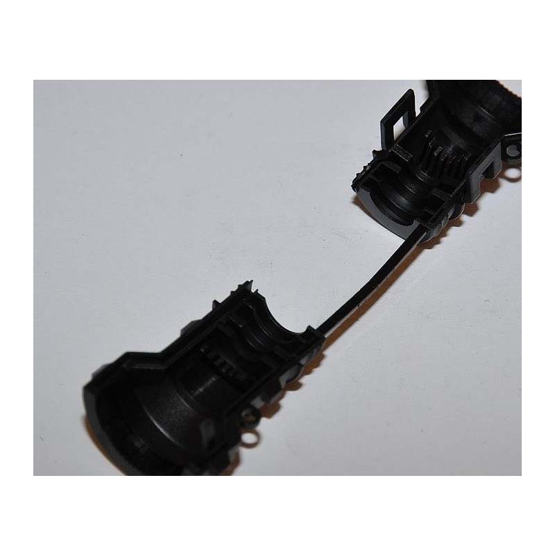 Deutsch SMBS-85U, Cable clamp, for wire processing